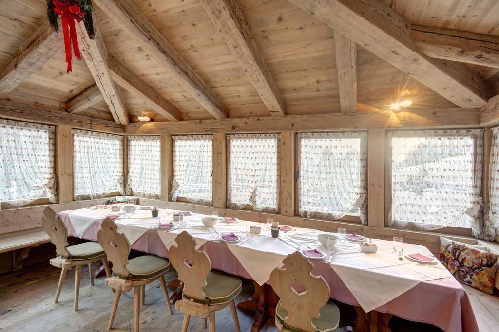 Rifugio Ospitale Hotel Cortina d'Ampezzo Exterior photo