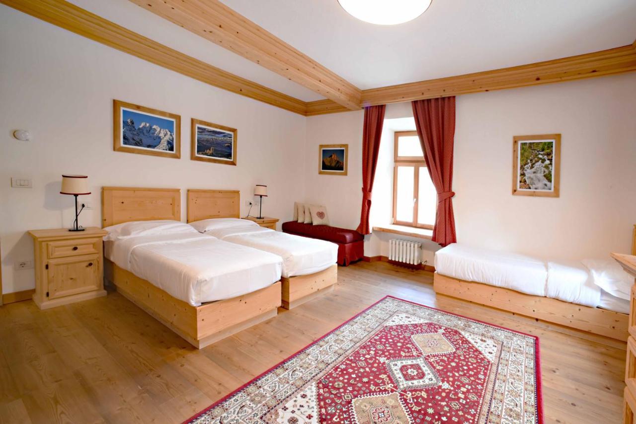 Rifugio Ospitale Hotel Cortina d'Ampezzo Exterior photo